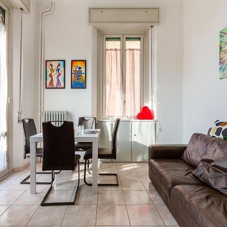 Cosy Apartment Close To Iulm University Milano Esterno foto