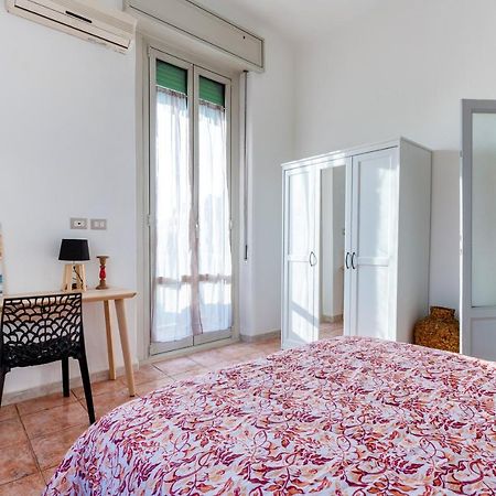 Cosy Apartment Close To Iulm University Milano Esterno foto